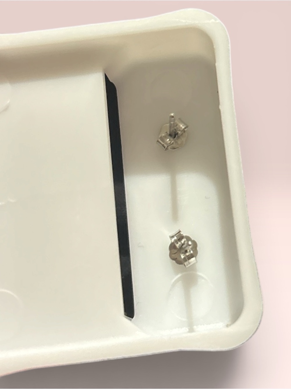 NWT Pure 985 Sterling Silver Pushback Pink Fire Opal Stud Earrings 6mm - Picture 4 of 4